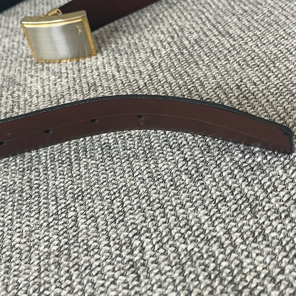 Yves Saint Laurent Black and Gold Leather Belt - Picture 9 of 16